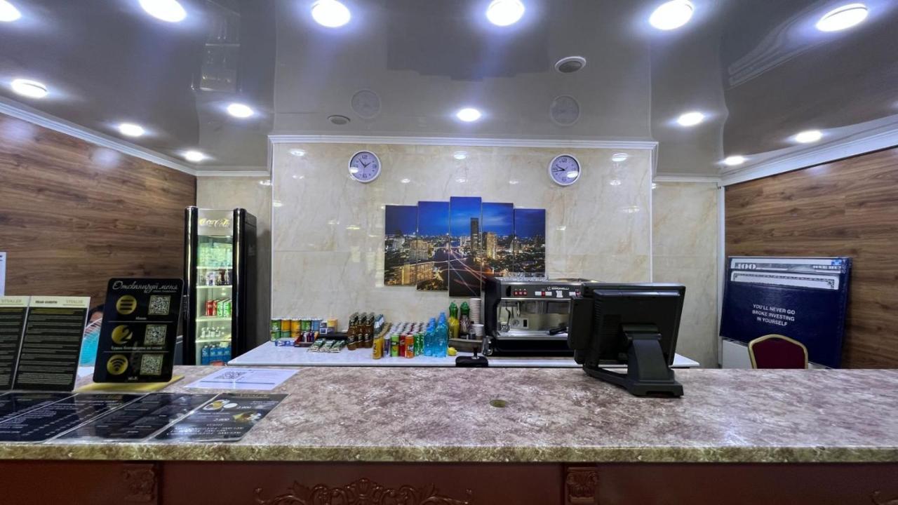 אלמטי Hotel Vivaldis מראה חיצוני תמונה