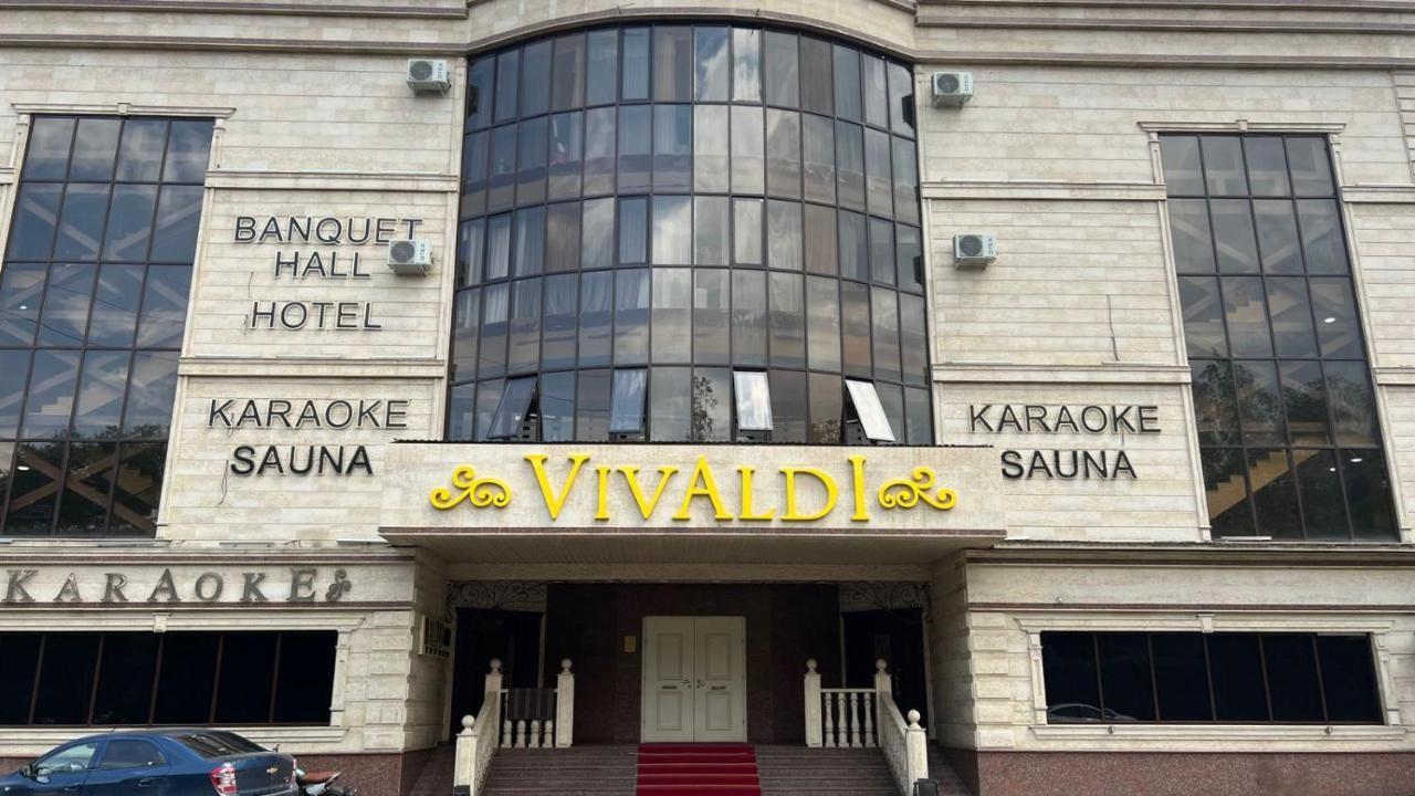 אלמטי Hotel Vivaldis מראה חיצוני תמונה